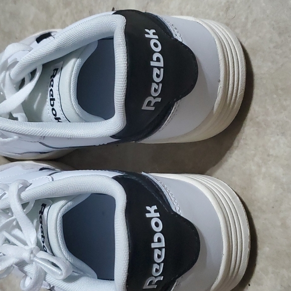 Men's Reebok - Picture 3 of 7